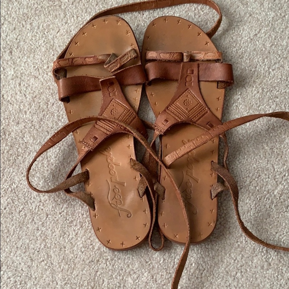 Free People Tow Hole Lace Up Sandals